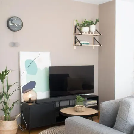 아파트 Precioso Atico Con Terraza Y Vistas A Silgar. *